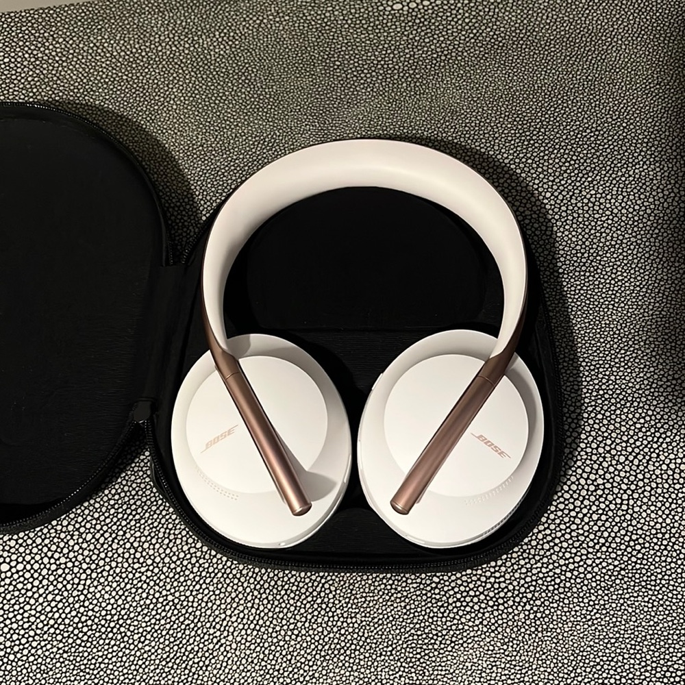 Bose NC 700 - Soapstone